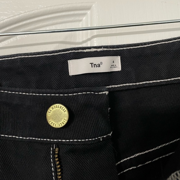 Aritzia Tna Black Cargo Painter Pants White Trim Size 4 - Picture 3 of 5